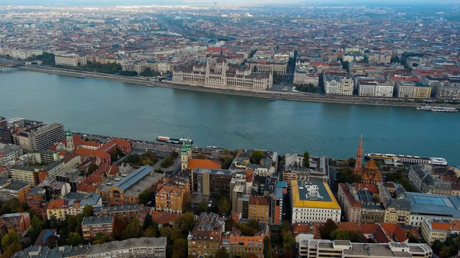 Day trips from Vienna: Bratislava and Budapest with Guide - Bratislava in About Ninety Minutes