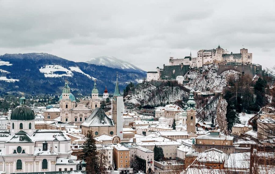 Day trips from Vienna: Hallstatt & Salzburg Guided Tour - Gmunden gives the ride a scenic break
