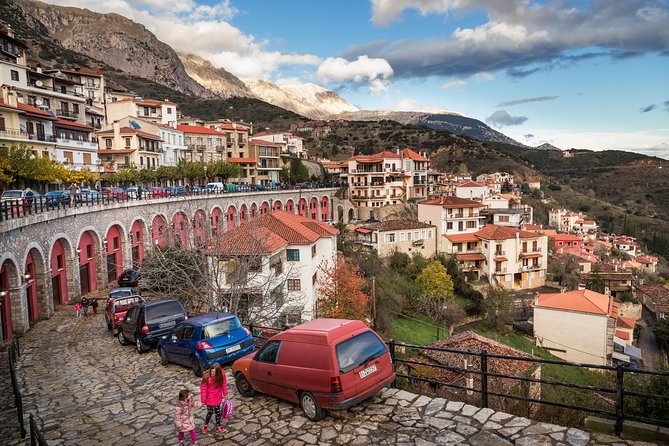 Delphi English Day Trip from Athens with Official Guide - Arachova Adds Mountain Character on the Return