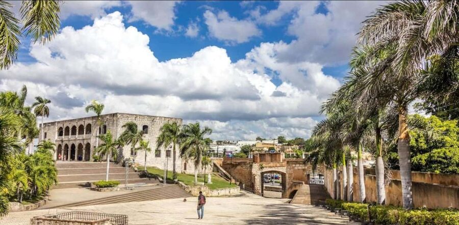 Discover Santo Domingo: A Day Trip from Punta Cana - The Columbus Lighthouse offers a quick modern landmark