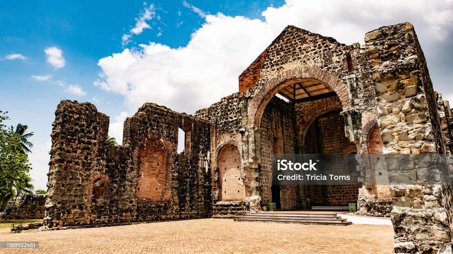 Discover Santo Domingo: A Day Trip from Punta Cana - The Colonial Zone is the heart of the outing