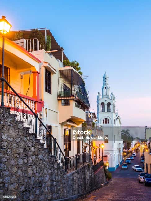 Discover Santo Domingo: A Day Trip from Punta Cana - Alcazar de Colon and Plaza de España slow the pace