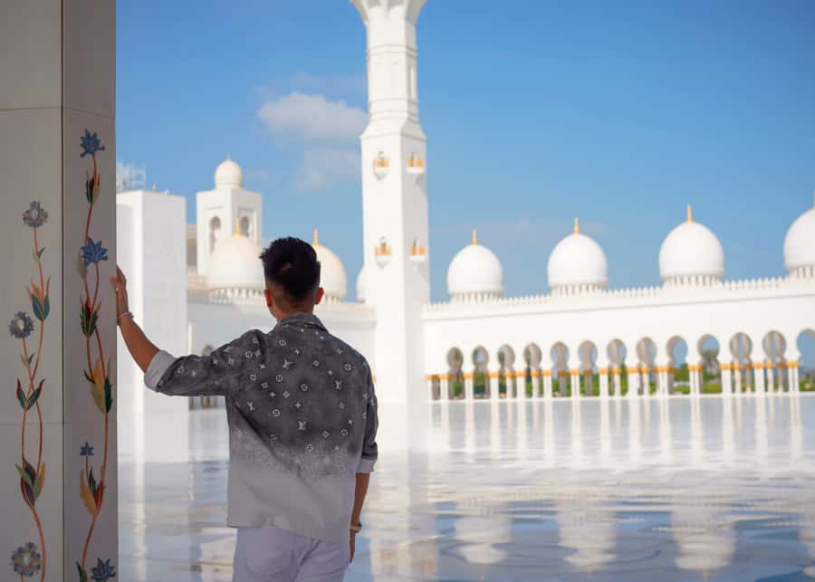 Dubai: Abu Dhabi Day-Trip Grand Mosque, Royal Palace & Lunch - Timing, walking, and the real cost of convenience
