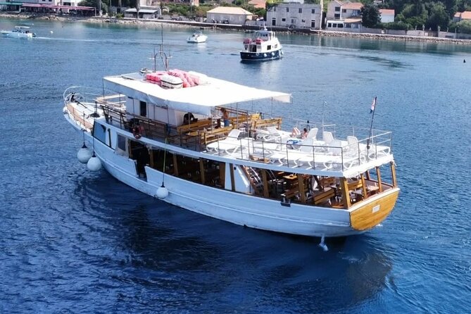 Dubrovnik: 3 Islands Fun Day Trip by Boat (Host: EN,FR,ES) - At a glance: what makes this boat day useful