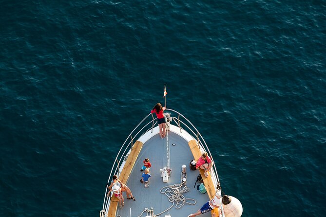 Dubrovnik: 3 Islands Fun Day Trip by Boat (Host: EN,FR,ES) - The onboard mood is friendly, musical, and social