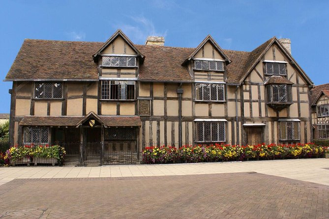 England in One Day: Stonehenge, Bath, the Cotswolds and Stratford-upon-Avon Day Trip from London - Food, fitness, and the real pace of the day