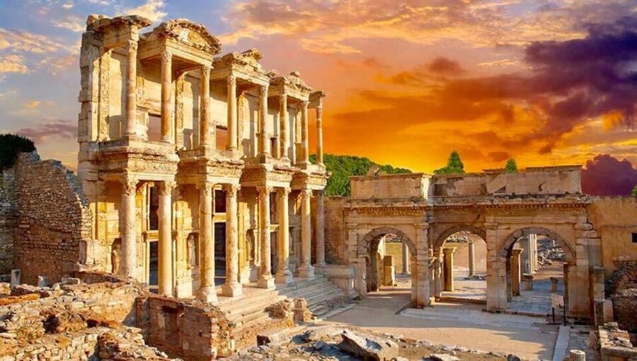 Ephesus and Virgin Mary Day Trip by Plane from Istanbul - Guides can make or break the experience