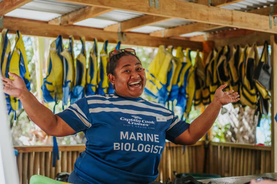 Fiji: Captain Cook Cruises - Island & Reef Day Trip - Three hours of island time, give or take