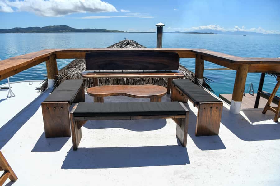 Fiji: Cloud 9 Floating Bar and Pizzeria Day Trip - Sunbeds, Day Beds, and Finding Your Own Pace