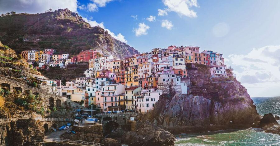 Florence: Cinque Terre Day Trip with Optional Street Food - The long ride to Levanto
