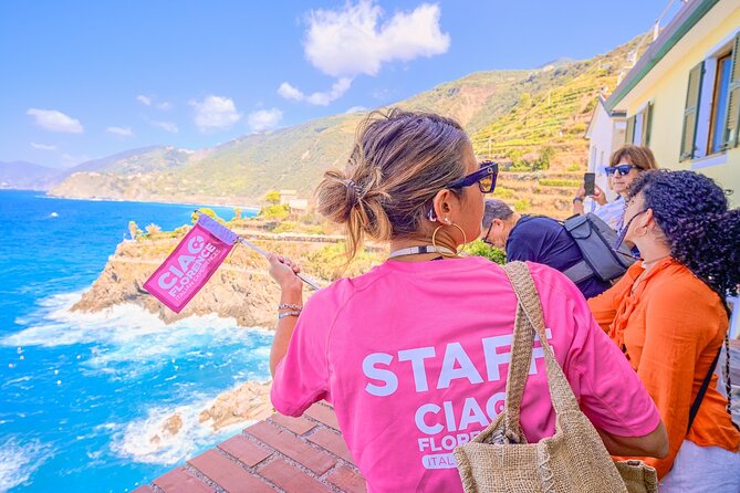 Florence: Cinque Terre Park Day Trip with Optional Street Food - The boat to Vernazza, when the sea cooperates