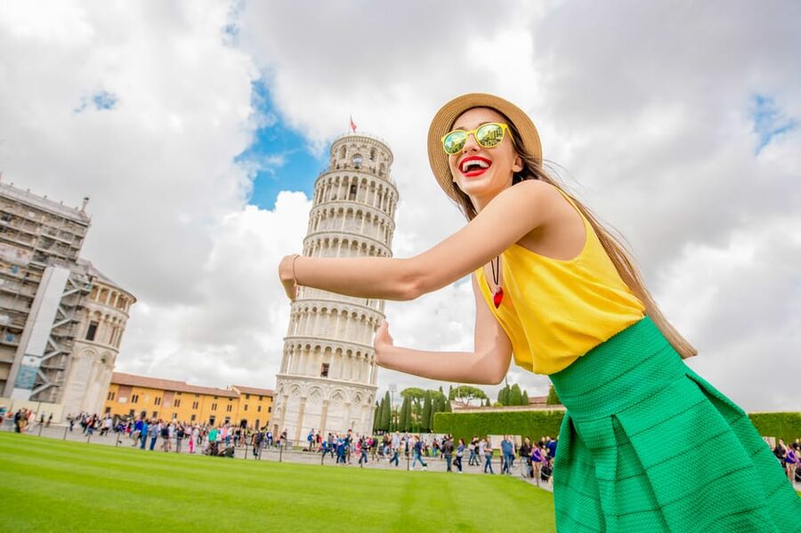 Florence: Pisa, Siena and San Gimignano Day Trip with Lunch - Lunch and wine at Poggio ai Laghi