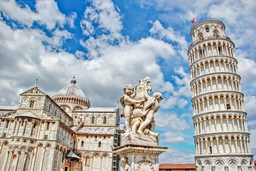 Florence: Pisa, Siena and San Gimignano Day Trip with Lunch - San Gimignano and its medieval towers