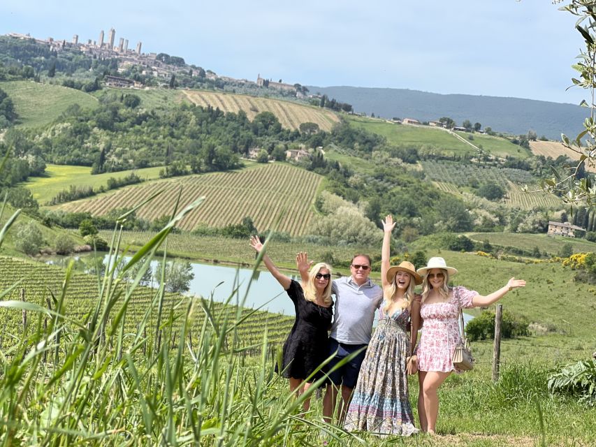 Florence: Wineries, Tastings, Lunch & San Gimignano Day Trip - The guides shape the whole day