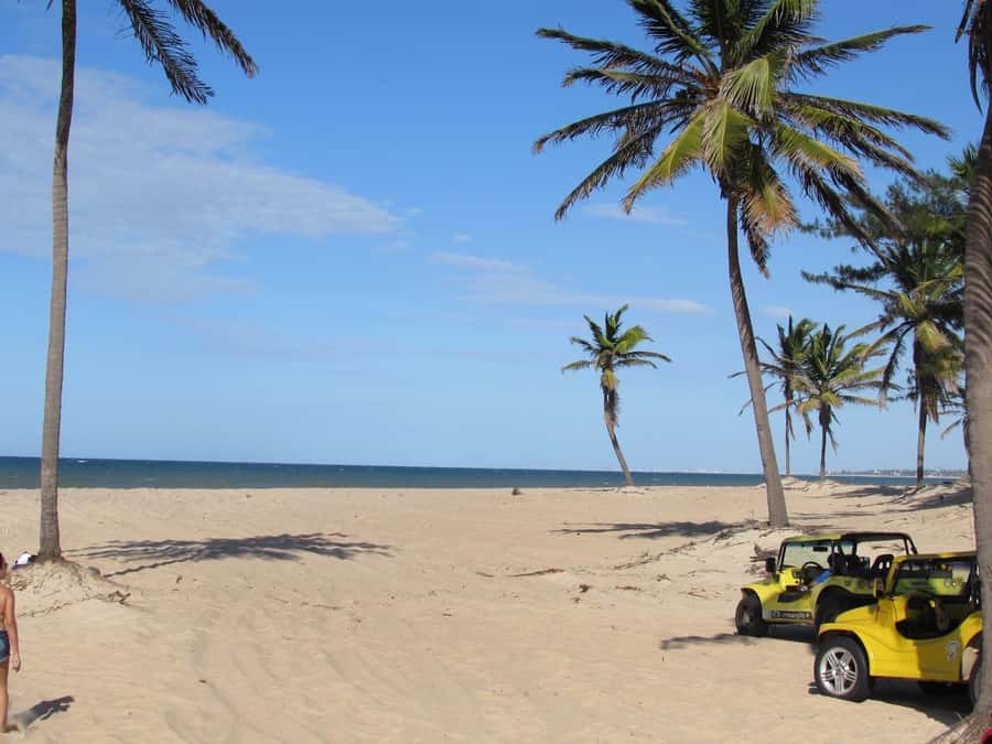 Fortaleza: Cumbuco Beach Day Trip - Arriving at Cumbuco Beach