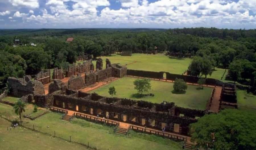 Foz do Iguaçu: Wanda Mines and San Ignacio Ruins Day Trip - The transportation is the real trade-off