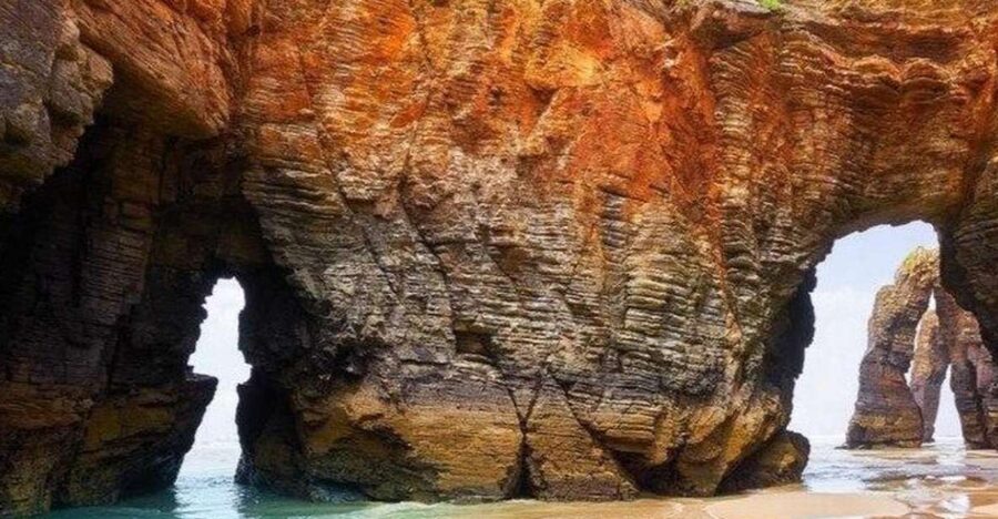 From A Coruna: Guided Day Trip to Lugo & As Catedrais Beach - Meeting the Bus at Aparcabicis
