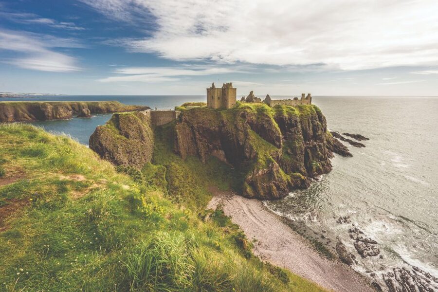 From Aberdeen: Dunnottar Castle and Cairngorms Day Trip - Dunnottar Castle gives the day its big moment
