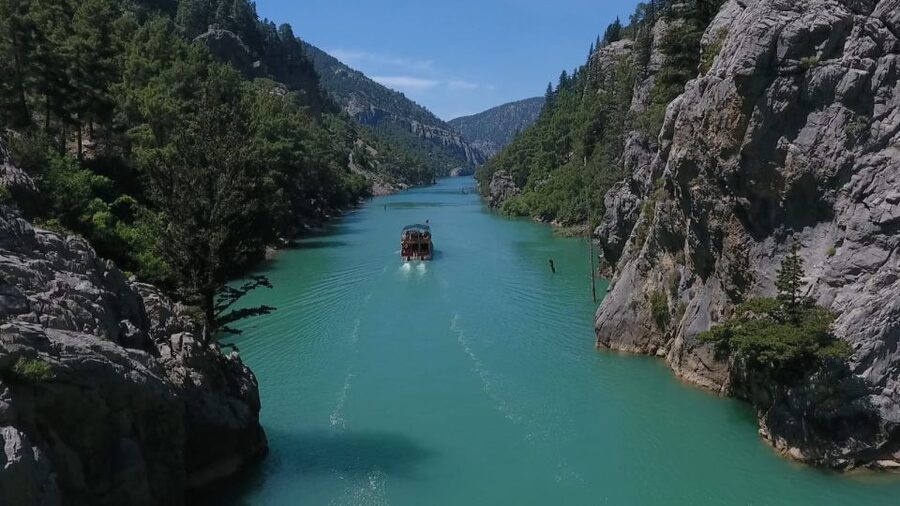 From Alanya: Green Canyon Day Trip with Lunch and Boat Ride - Cruising the canyon by boat