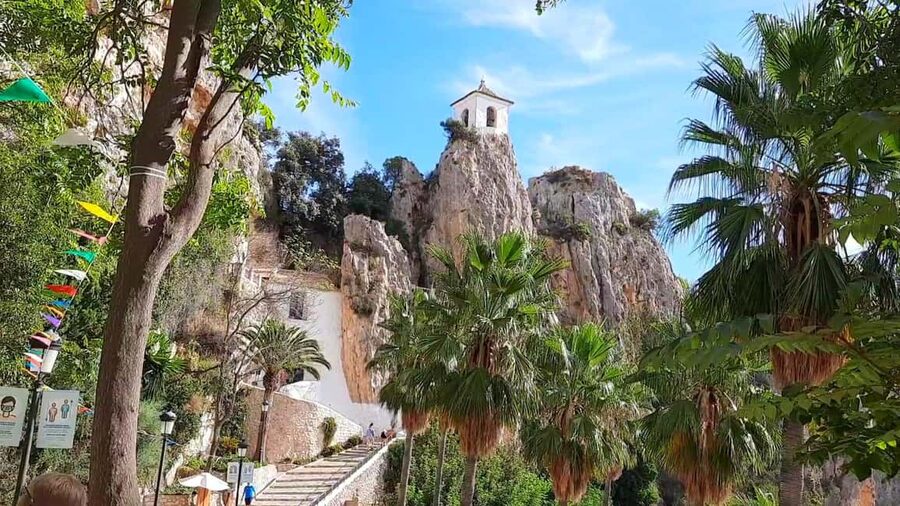 From Alicante/Benidorm: Guadalest & Altea Day Trip - The half-hour transfer to Altea