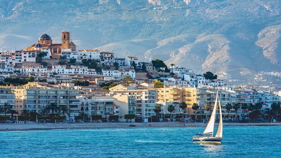 From Alicante/Benidorm: Guadalest & Altea Day Trip - Altea: white streets and blue church domes