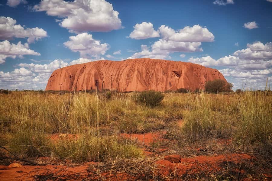 From Alice Springs: Day Trip to Uluru with BBQ Dinner - A worthwhile first stop at the Cultural Centre