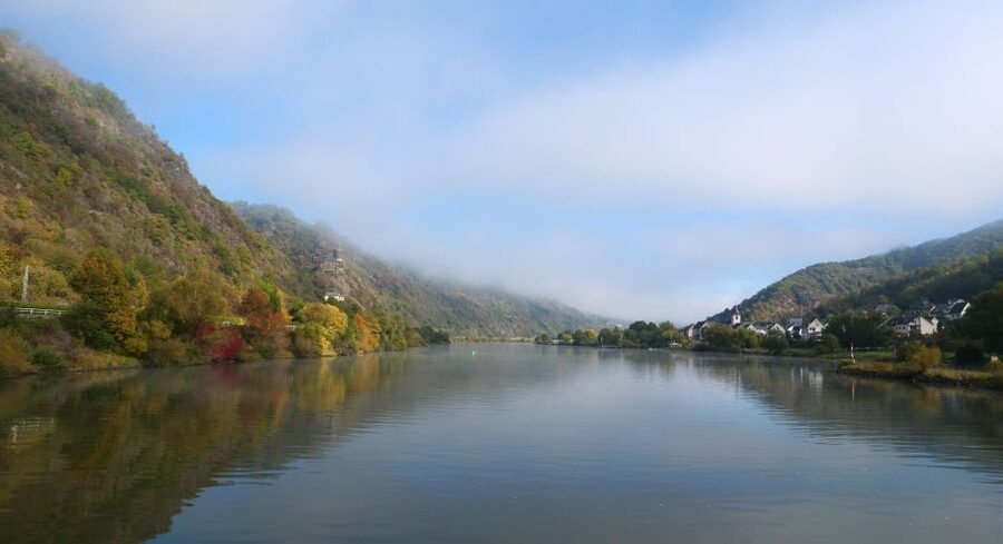 From Alken: Return Day Trip by Boat to Cochem - Reaching the Cochem Reichsburg