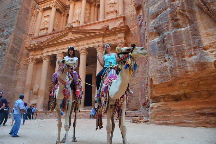 From Amman: Private Day Trip to Petra with Pickup - Walking through the Siq to the Treasury