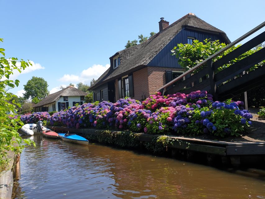 From Amsterdam: Giethoorn Day Trip with Small Electric Boat - Key points before you book