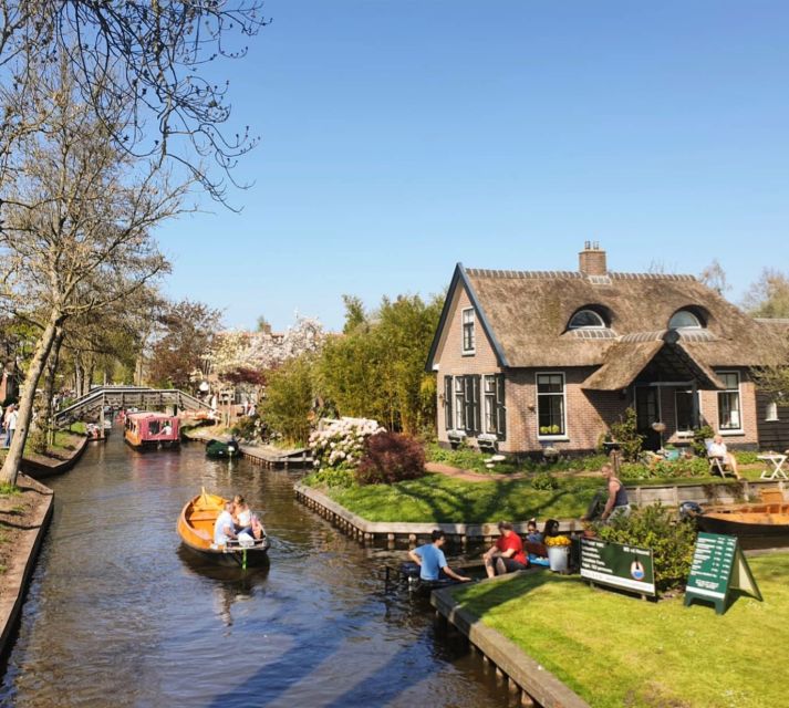 From Amsterdam: Giethoorn Day Trip with Small Electric Boat - Who should book this Giethoorn day trip?
