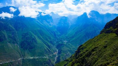 From Arequipa: Colca Canyon Day Trip with Transfer to Puno