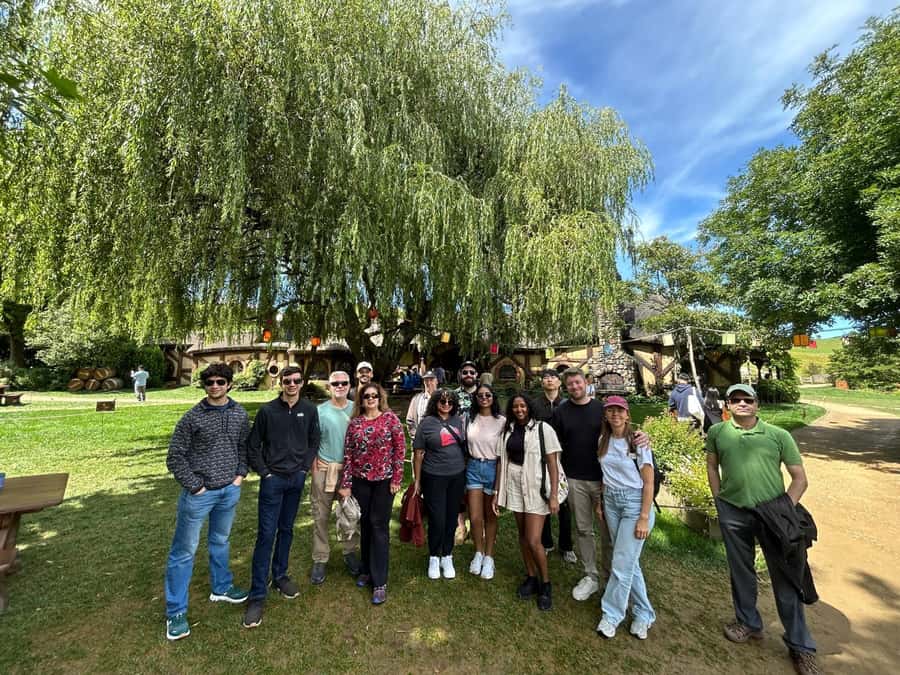 From Auckland: Hobbiton Movie Set Full-Day Trip - What the $161 price really covers