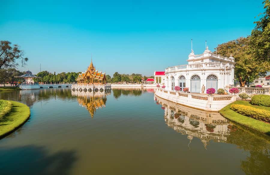 From Bangkok: Ayutthaya Full-Day Trip with Driver - Is the driver also a guide?