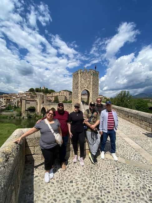 From Barcelona: Girona, Besalú & Medieval Villages Day Trip - Leaving Barcelona for Catalonia’s old towns