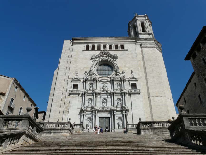 From Barcelona: Girona&Dalí Museum Day Trip with Small Group - Girona: Roman Roots and Medieval Lanes