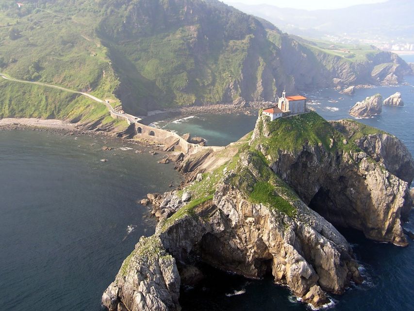 From Bilbao: Gaztelugatxe, Bermeo and Gernika Day Trip - At a glance