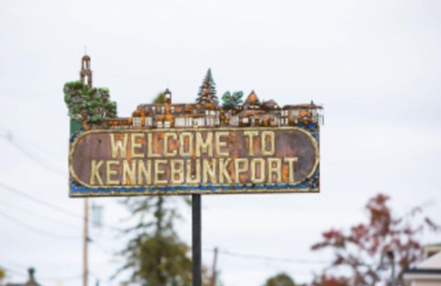 From Boston: Kennebunkport Day Trip & Optional Trolley Tour - Starting early from five Boston pickup points