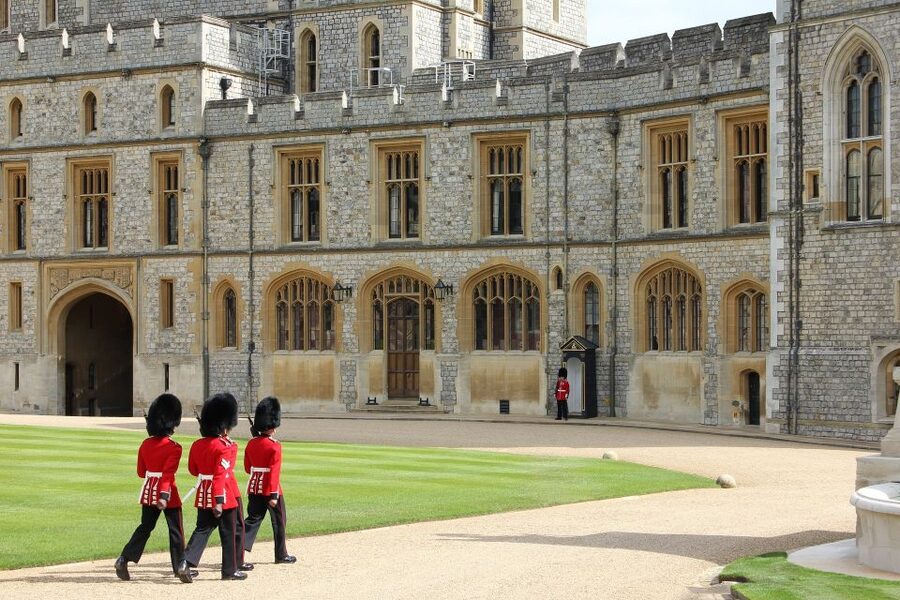 From Brighton: Oxford, Windsor and Eton Full Day Trip - Oxford’s university buildings and famous names