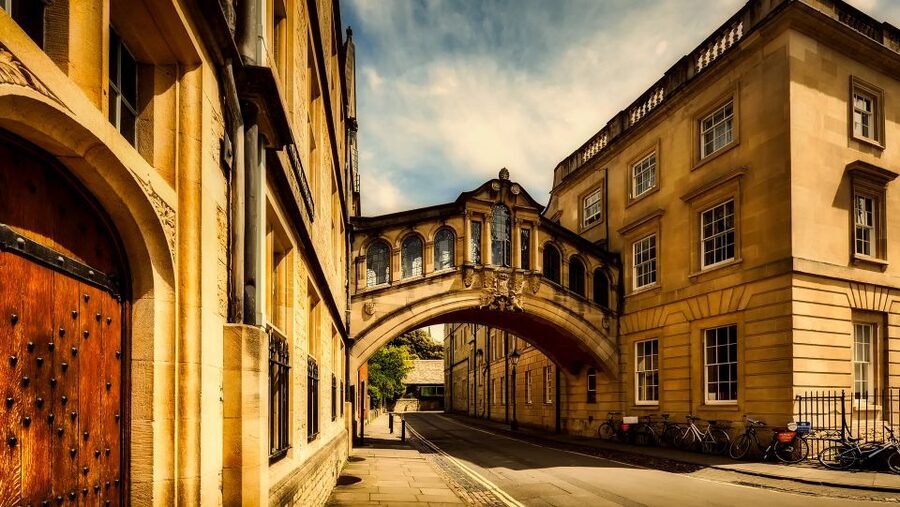 From Brighton: Oxford, Windsor and Eton Full Day Trip - The guide can shape the day