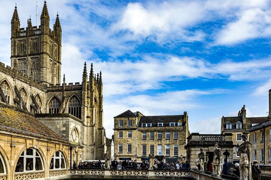 From Brighton: Stonehenge and Bath Full-Day Trip - Walking through Bath’s Georgian center