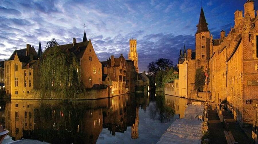 From Brussels: Bruges Day Trip with Boat Tour Option (ENG) - Gruuthuse and the Dijver Canal