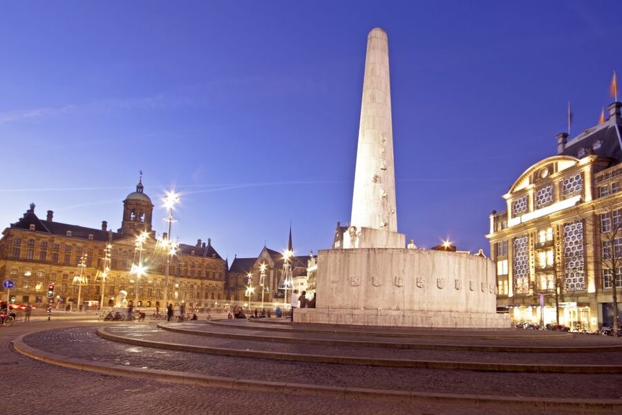 From Brussels: Day Trip to Amsterdam with Canal Boat Cruise - Who should book this Amsterdam day trip?