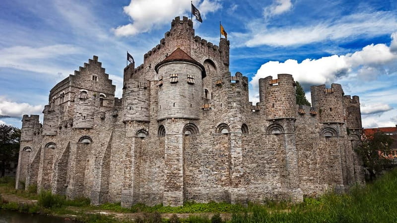 From Brussels: Day Trip to Ghent with Atomium in English - Four hours to create your own Ghent day