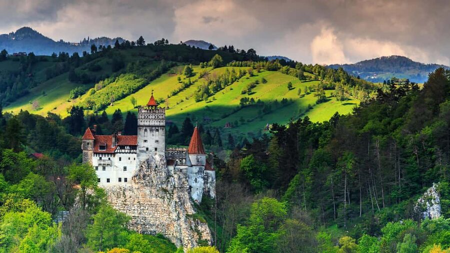 From Bucharest: Castles, Carpathians, and Brașov Day Trip - The return to Bucharest is part of the bargain