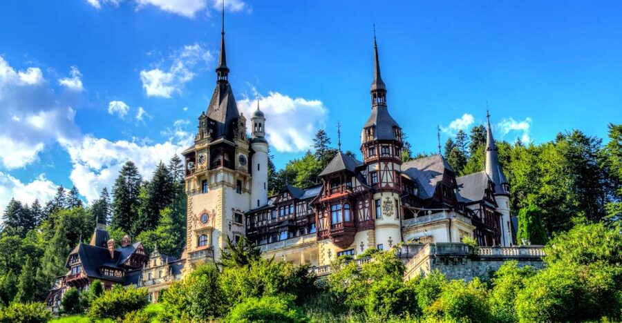 From Bucharest: Day Trip to Dracula and Peles Castle - Practical tips before you go