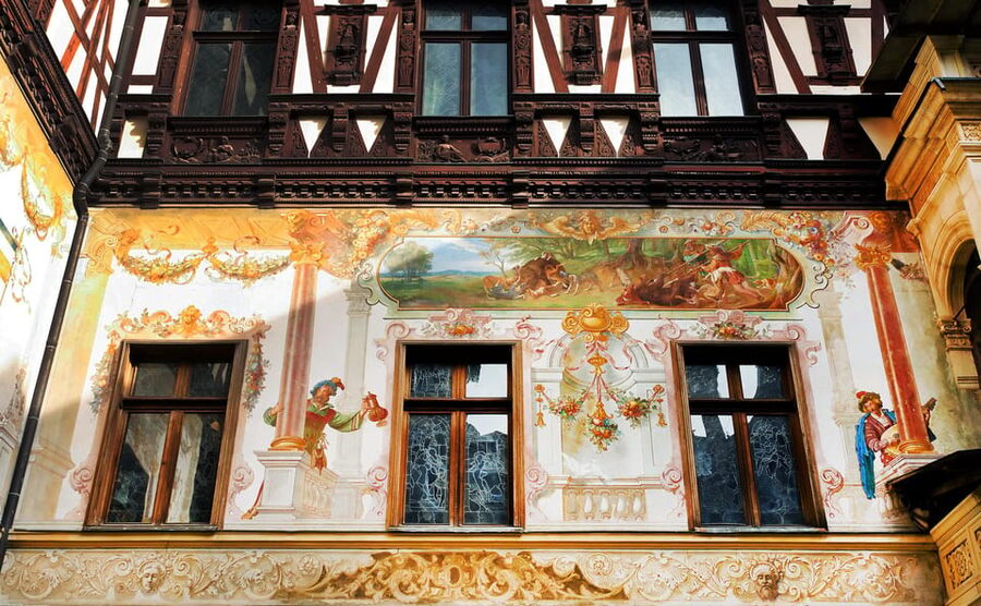 From Bucharest: Peles Castle, Brasov & Bran Castle Day Trip - Brașov gives you a quick taste of medieval Romania