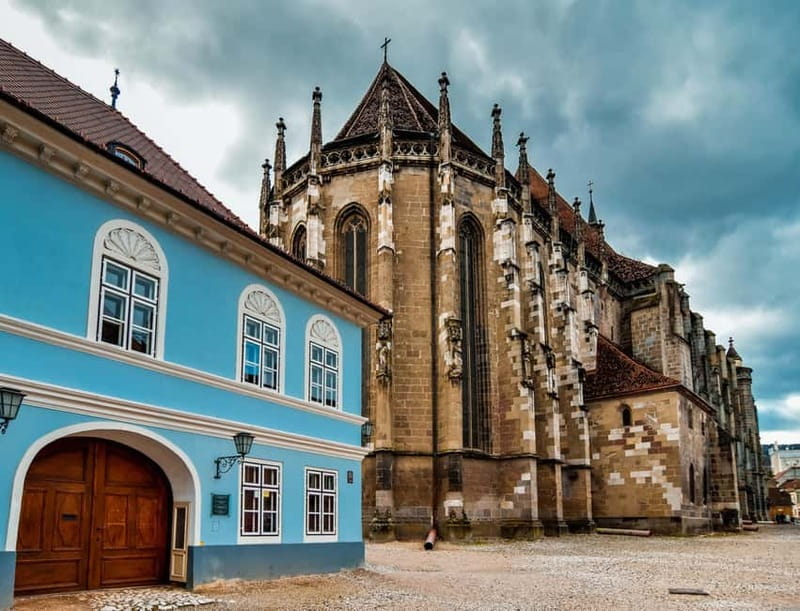 From Bucharest: Peles Castle, Brasov & Bran Castle Day Trip - Tickets, timing, and small details that matter