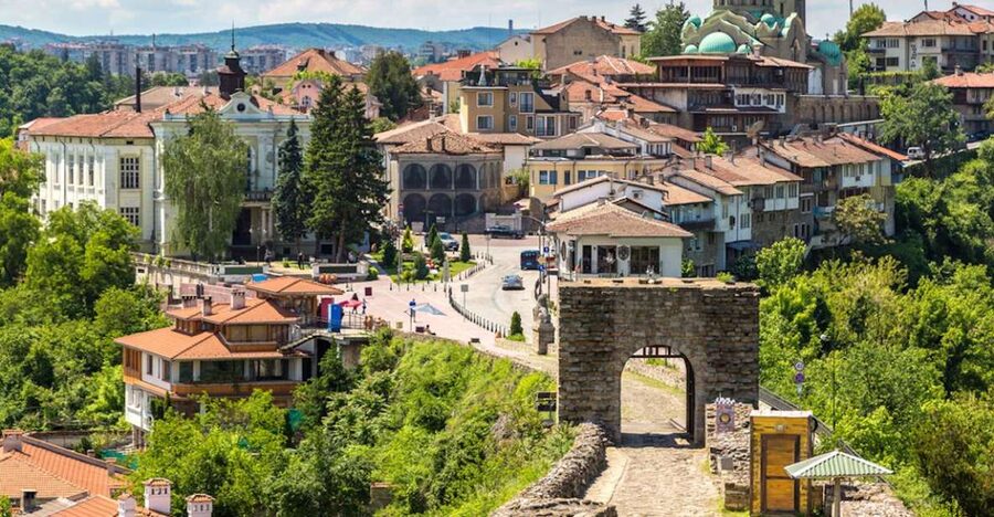 From Bucharest: Small Group Day Trip to Medieval Bulgaria - Key points before you book