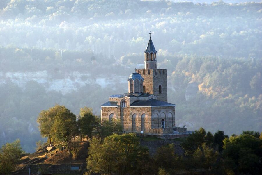 From Bucharest: Small Group Day Trip to Medieval Bulgaria - The long return to Bucharest