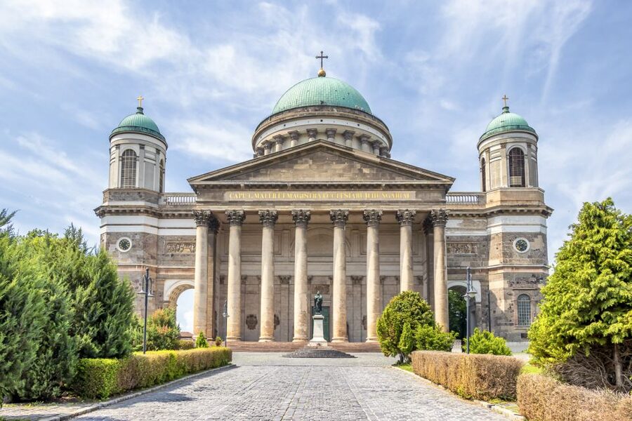 From Budapest: Danube Bend Day Trip in English - Key points to know before you book